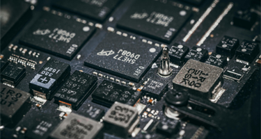 Cuộc đối đầu CPU mới: ARM thách thức Intel hay chỉ là chiêu gây chú ý?