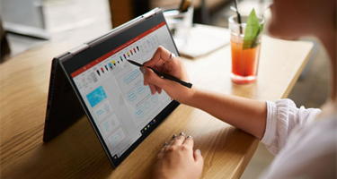 Laptop có màn hình cảm ứng liệu có cẩn thiết?