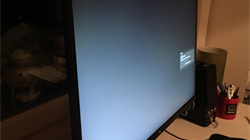 Tấm nền IPS hở sáng là lỗi hãy tính năng